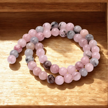 Jaspis Cherry - kamień harmonii, pasji i delikatnej siły - kula gładka 6mm