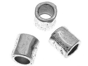 Beads Tunel Przekładka do Rzemienia Młotkowany Platyna 9x8mm 2szt