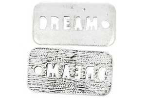 Zawieszka z przesłaniem Grawerka Dream 32x18mm