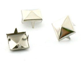 Ostre Ćwieki Pukle Stożki Piramidki 7x7mm 20szt